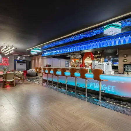 FUNGEE River View Hotel (Hongya Cave, Jiefangbei Pedestrian Street, Chongqing)