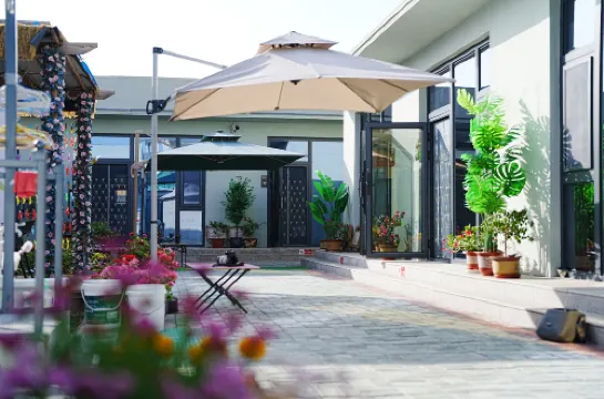 Tekes Fanshe Homestay (Nightclub of Bagua City)