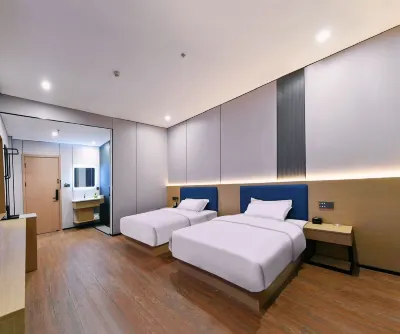 Desikai Business Hotel (Linfen Luoguqiao High-speed Railway Station)