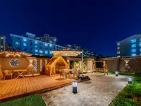 Zhaomu Qingcheng Hotel (Dazhao Temple Scenic Area Branch) Hotels near Sai Shang Ancient Street