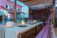 Volga Spruce Courtyard Boutique Hotel - balcon