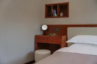 Xinghe Mountain Language Boutique Homestay