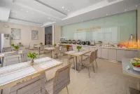 Fengman Hotel Xiangzhou Dream Night Club - breakfast