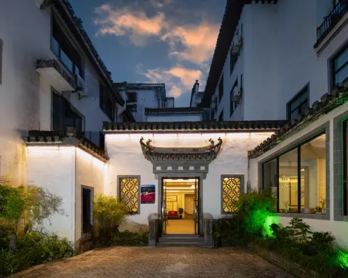 Gusse Hotel (Huangshanyi County Huizhou Ancient City Branch) Shexian otelleri