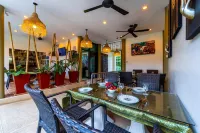 Siam Court Hotel and Resort