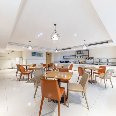 City Convenience Hotel (Honghu Shopping Park Bao'an Plaza)