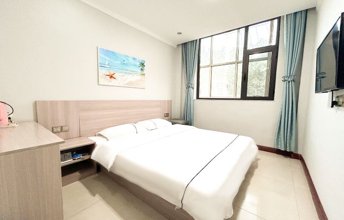 Lemon Hotel