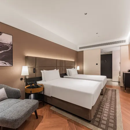 IntercityHotel Shaoxing Xinchang TaiGrid Plaza