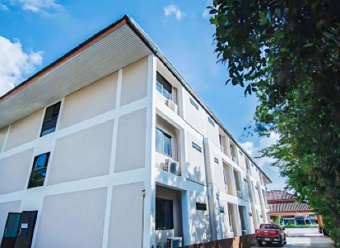 โรงแรมอัญชลี การ์เดนท์