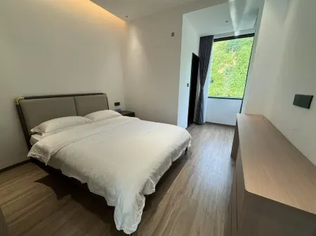 Chushan Xishe Homestay Отели рядом с достопримечательностью «Yangtianhu Grassland»