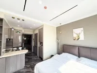 Kailai Apartment (Rongchuang Amusement Park Branch) - Condos