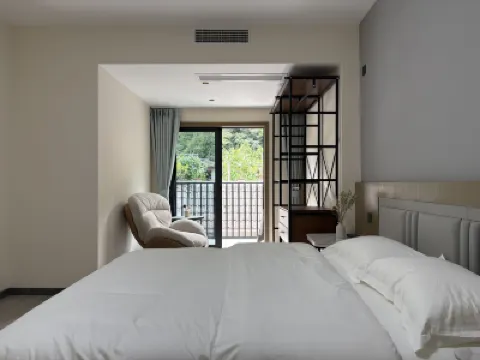 Ruyi Jixiang Homestay โรงแรมใกล้เขาหิมะซิลิง