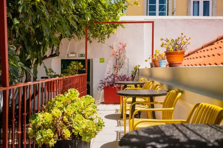 Casa do Bairro by Shiadu Отели рядом со станцией Cais Do Sodre