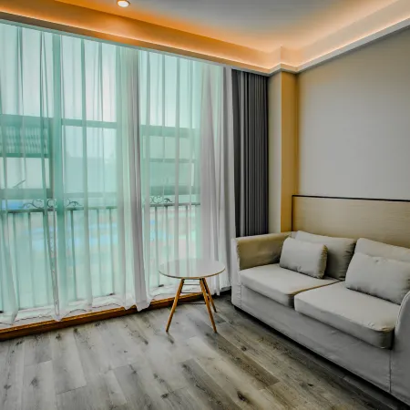 Wan Bo Hotel (Baodingxiong Xiongzhou Road Government Store)