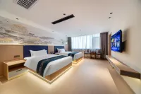Sanxiang Zhenpin Hotel (Xiangtan Wanda Plaza)