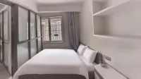 Xiangfeng Hotel (Dejiang Passenger Transport Terminal)