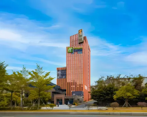 深圳北站智選假日酒店 鄰近白石龙的酒店