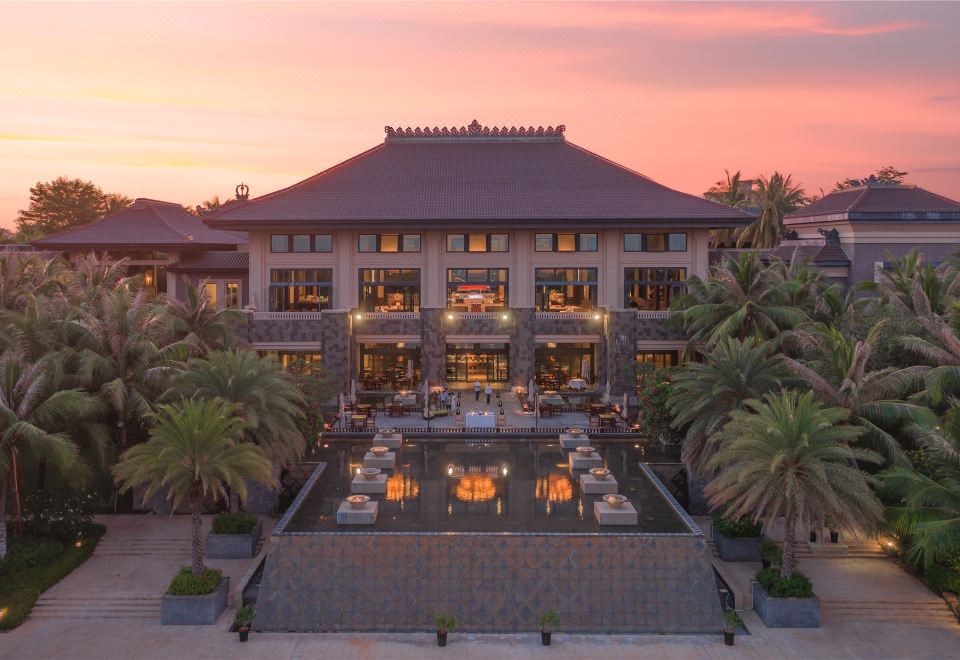 1. 하이난 칭수이완..