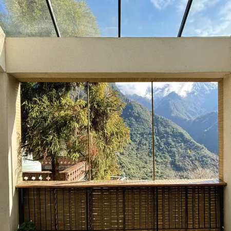 Baoxingtian Sister Inn