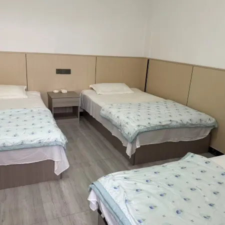 Longyun Hotel