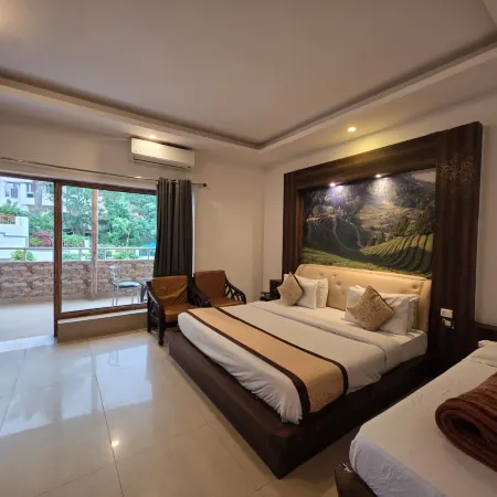 Hotel Rajpur Heights