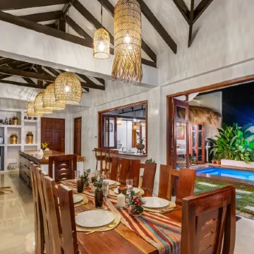 Whole Bali Villa Stylled w/ Pool