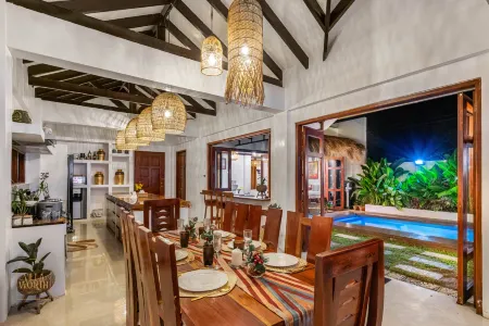 Whole Bali Villa Stylled w/ Pool