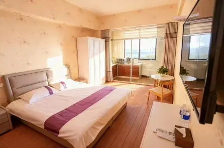 Zi'anran Hotel (Mengzhou Jixiang Lake Branch)