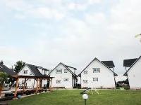 Zain Village Hotels near Soesokkak