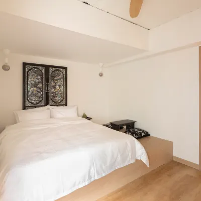 Stay105Haenggung Residence Отели рядом с достопримечательностью «Дворец Хвасон»