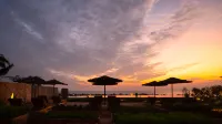 Found Land Whale Cliff Resort - Di lusso
