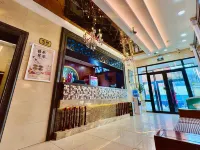 Spring Chain Hotel (Harbin Railway Station Provincial Museum) Hotels near Hongbo Square