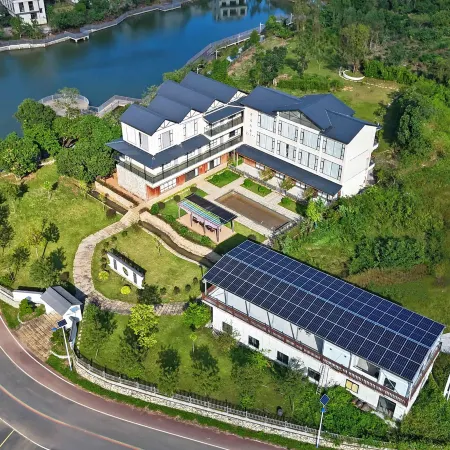 Yunshang · Anyi Lakeside Mountain View Boutique Stay