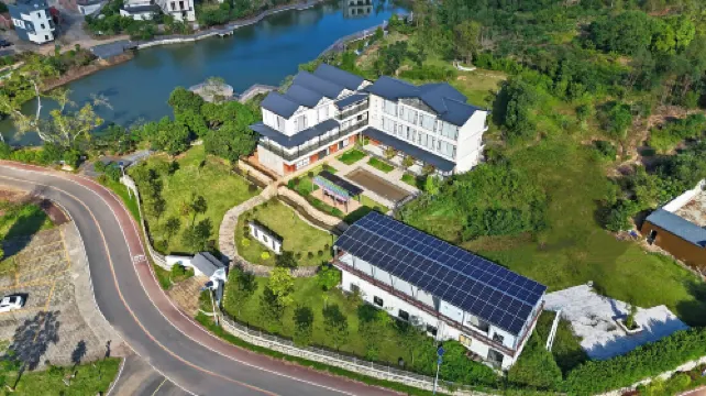 Yunshang · Anyi Lakeside Mountain View Boutique Stay