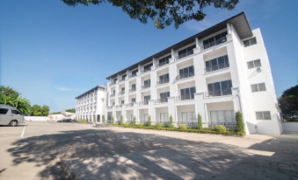 IU Hotel Don Mueang Airport