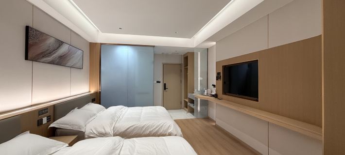 Chaoyang Grand Hotel Hotels in Daguan