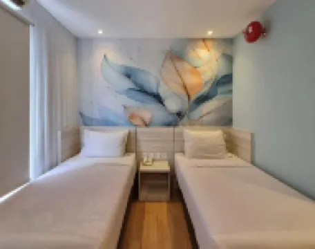 True Blue Bunga Bunga Hotel Pasar Baru Jakarta