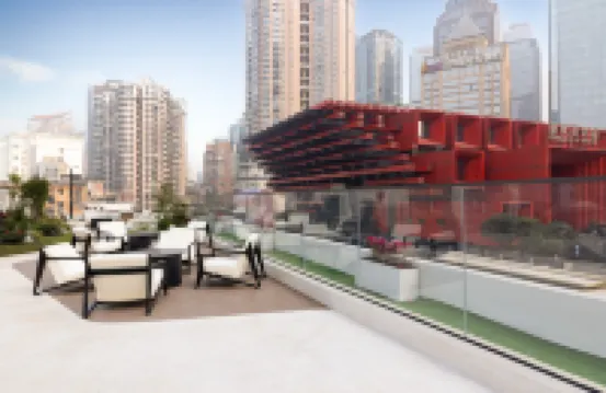 Holiday Four Seasons Hotel (Jiefangbei Pedestrian Street Hongyadong)