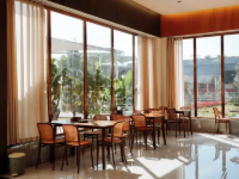 Wanxifu Lake Hotel 寧ジハニ族イ族自治県のホテル