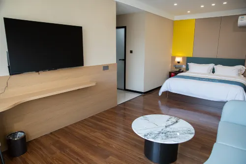 UP Huayi Collection Hotel (Xingtai Wei Century Avenue) - parking