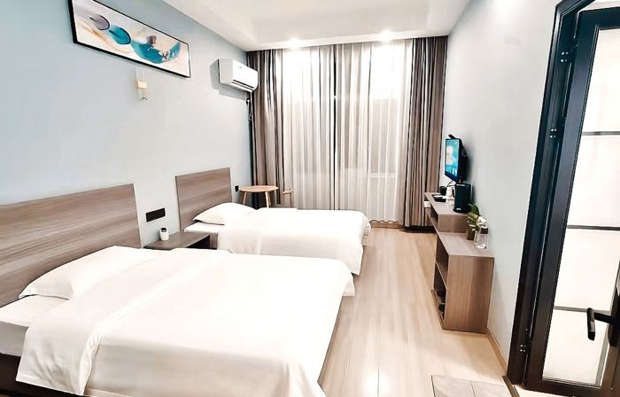 Yujia Hotel