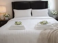 Feelhome Poshtel โรงแรมใกล้วัดพระมหาธาตุ