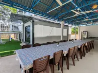 Galaxy Homestay (Muslim) Hotels near MAPS Perak
