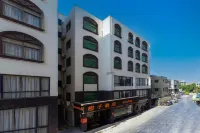 Orange Hotel