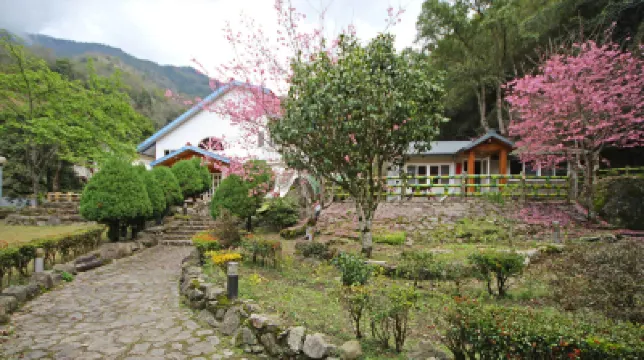 Brookview Ecological Farm Hotels in Fuxing District
