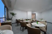 HeGuang ALIENSPACE E-Sports Hotel (Hengyang Jiefang Road Nanhua University Branch)