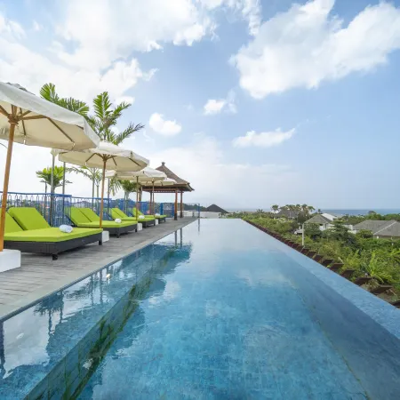 Atap Beach Resort Canggu by Ini Vie Hospitality Отели рядом с достопримечательностью «Пляж Эхо»