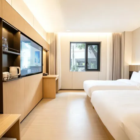 Lanting Hotel (Wuhu Zhongshan Road Pedestrian Street Branch)