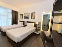 Rume Hotel Hotels near Kuching Intl. Airport