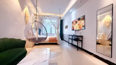 Qinger Chinese Inn Hotel a 